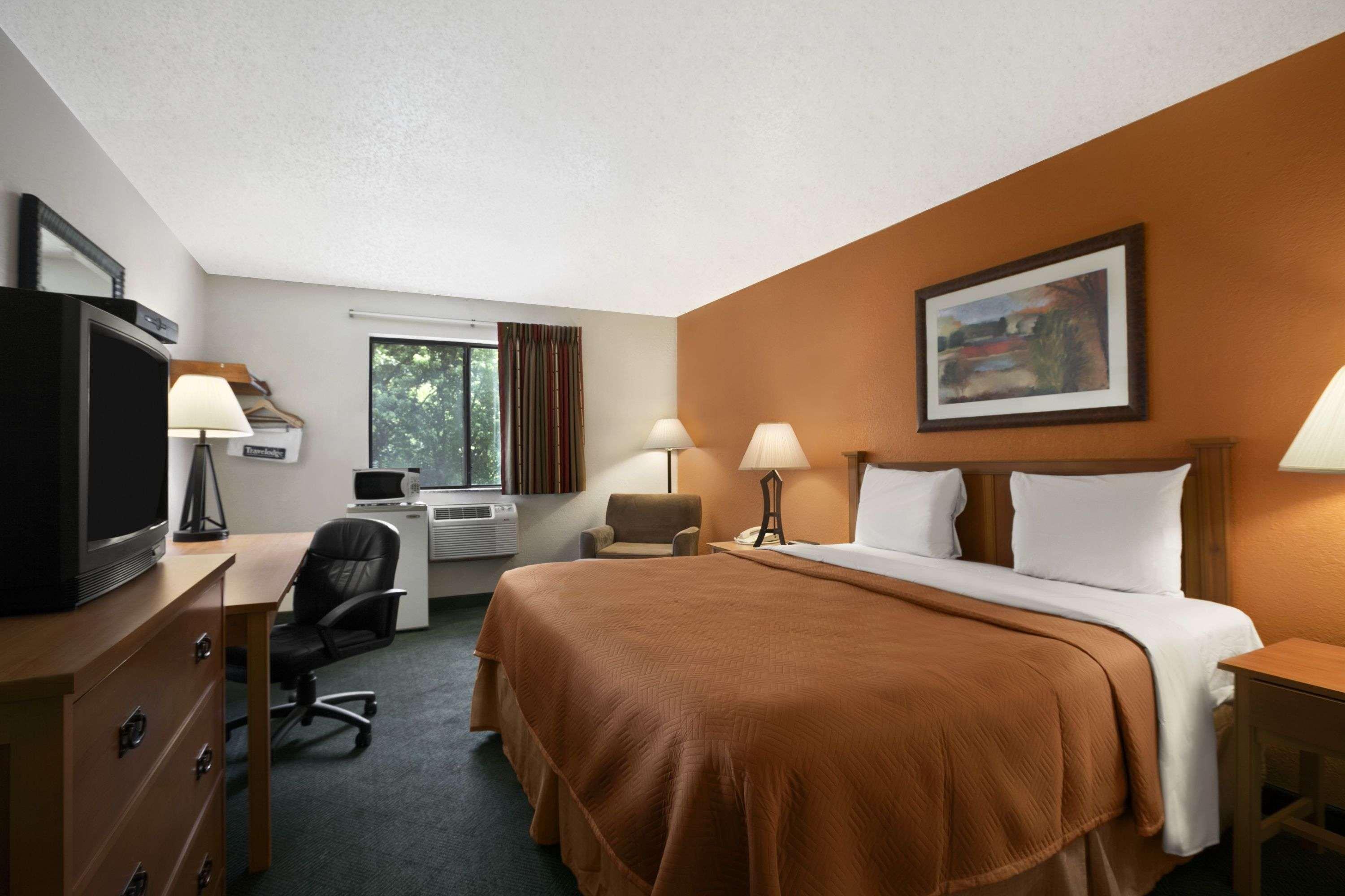 Travelodge By Wyndham Muskegon Exteriér fotografie